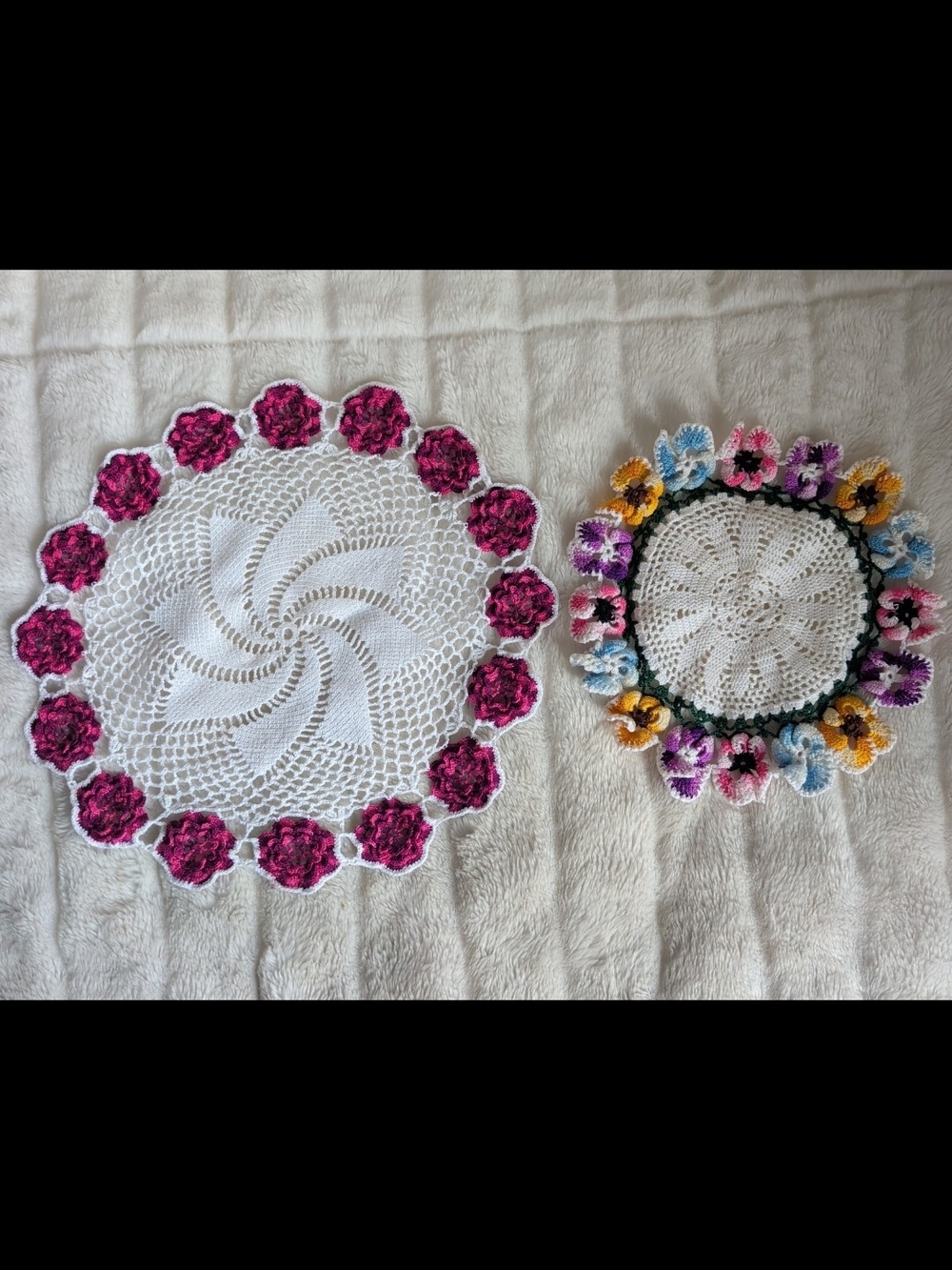 Vintage Handmade Floral Doily Bundle
Beautiful floral prints